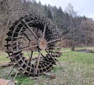 Das frühere Wasserrad