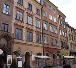 Geschäfte und Restaurants am Altstadtmarktplatz