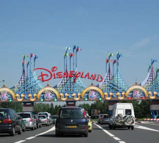 Disneyland Parkplatz Eingang