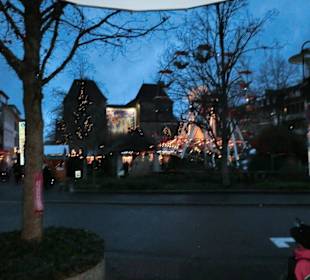 Blick zum Weihnachtsmarkt