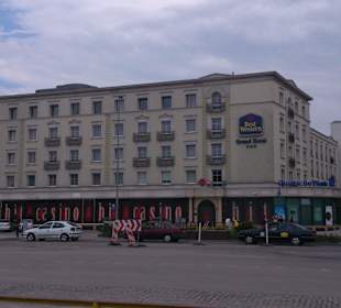 Widok kasyna z ulicy żelaznej