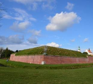 Mury obronne Starego Miasta