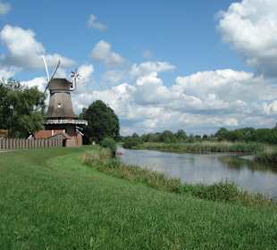 Mühle mit "Apener Tief"