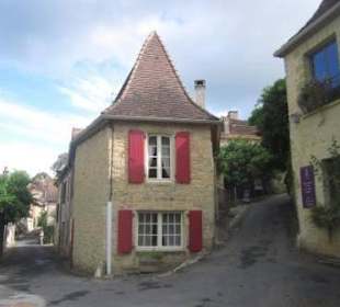 Weggabelung am Beginn eines Rundwegs