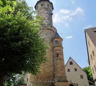 Im Burghof der Altenburg