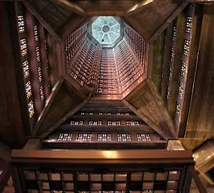 Eglise Saint Joseph classée UNESCO - 2min à pied de l'Hotel 