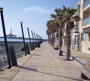 Strand (bei Ebbe) & Promenade von Arinaga !