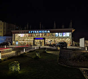 3 Pyramids Shopping Center