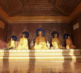 Buddhas in der Pagode