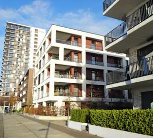 Spaziergang durch die Überseestadt Bremen