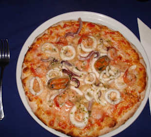 Meeresfrüchte Pizza 