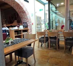 Blick in den Gastraum der Trattoria La Stella