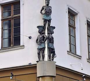 "Unter den drei Negern"