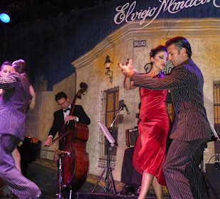 El Viejo Almacén Tangoshow