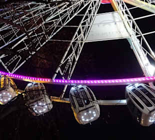 Riesenrad bei Nacht