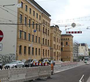Blick vom Hasselbachplatz zur Hallische Straße