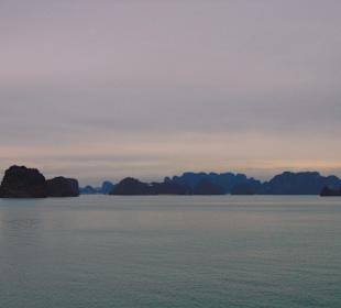 Wunderschöne Halong Bucht