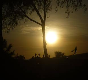 Ausflug: Sonnenuntergang Rote Dünen
