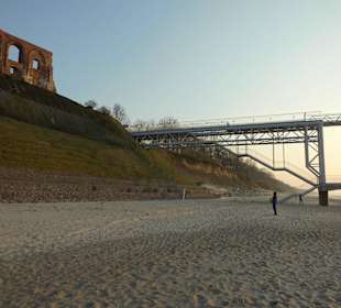 Ruine mit Aussichtsplattform