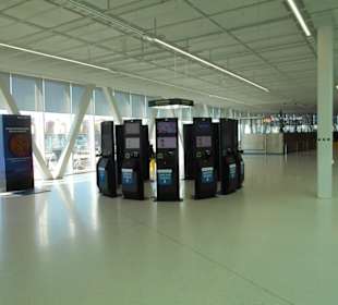 Värtahamnens färjeterminal