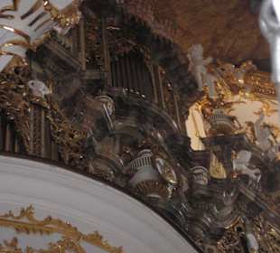 Basilika innenansicht Papst - Benedikt Orgel