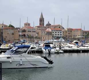 Impressionen aus dem Hafen von Alghero