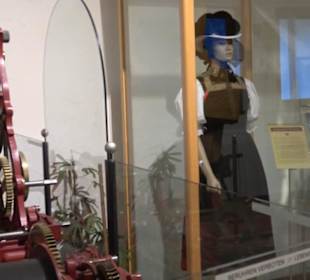 Weltgrößte Kuckucksuhr