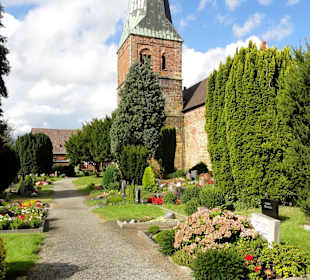 Auf dem Kirchfriedhof