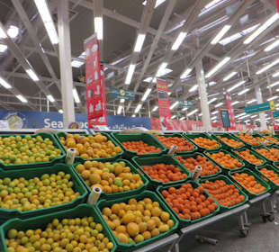 Senzo Einkaufcenter 20 Minuten zu Fuß