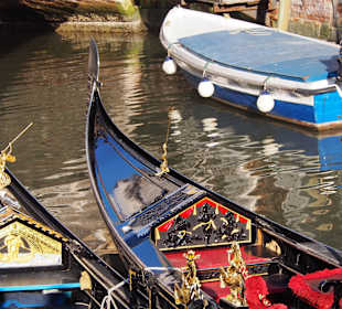 Pięknie zdobiona gondola