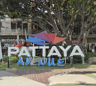 Eingangsbereich zum Komplex von der Second Rd