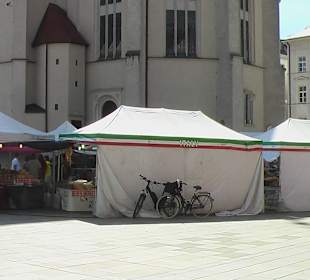 Kirche - Div. Verkaufsstaände