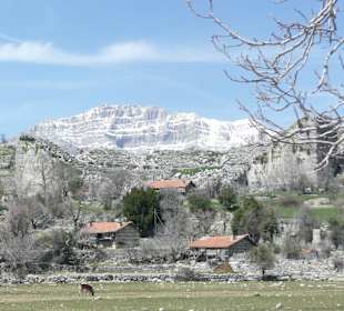 Selge mit Theater und Taurusgebirge