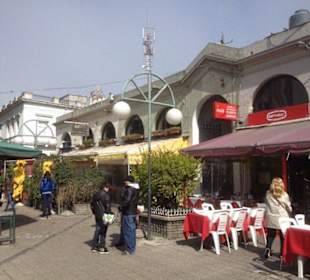 Eingang zum Mercado de Puerto