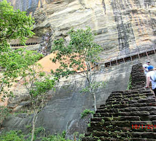 Aufstieg zu den Wolkenmädchen