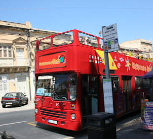 Haltestelle roter Doppeldecker