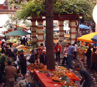 In der Markthalle