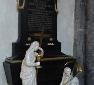 In der  Kathedrale St. Mariä Himmelfahrt