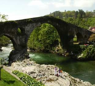 El puente romano de Cangas de Onís 