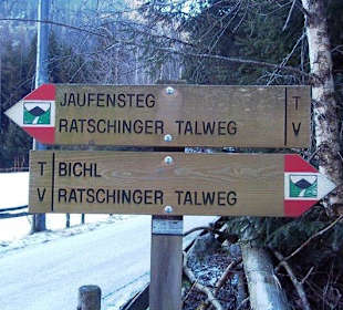 Wanderweg zum Skigebiet