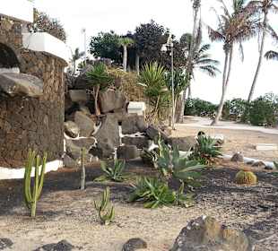 Beim Spazieren an der Promenade.