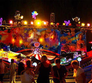 Der Luna-Park bei Tag und Nacht