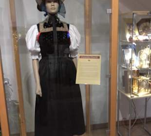 Weltgrößte Kuckucksuhr