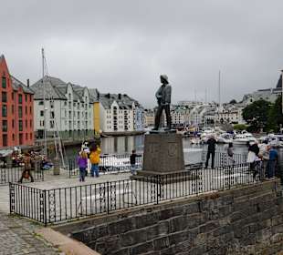 Am Hafen Ålesund