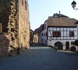 Verträumte Straße in Neuleiningen