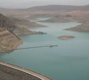 Dam in the Sahara