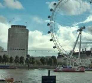 Die Themse mit London Eye