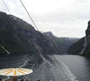 Fahrt durch den Fjord