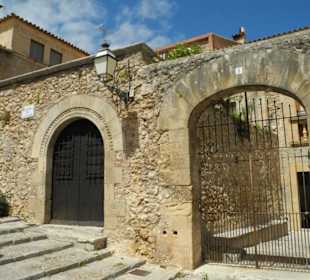 Beim Aufstieg tolle Gebäude Gemäeuer