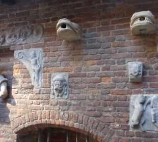 Im Innenhof vom Bernsteinmuseum in Gdańsk (Danzig)